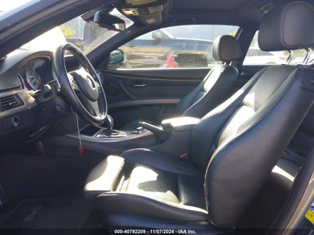 2011 BMW 335IS WBAKG1C53BE617428 Photo 4