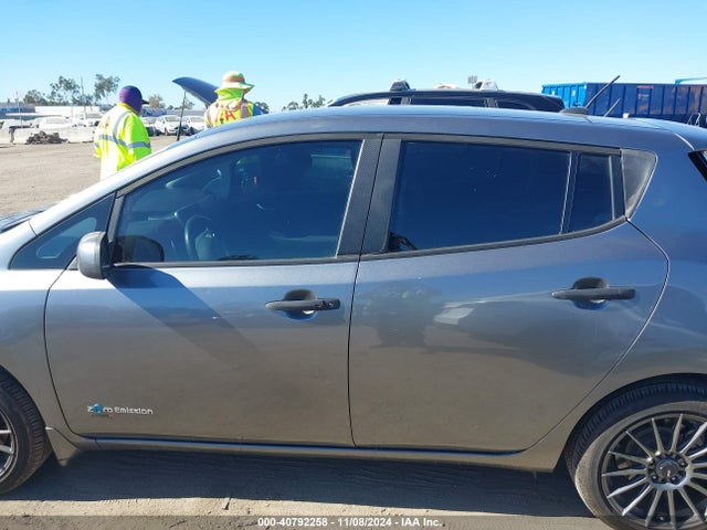 Nissan LEAF S 2015 1N4AZ0CPXFC329580 Image 15
