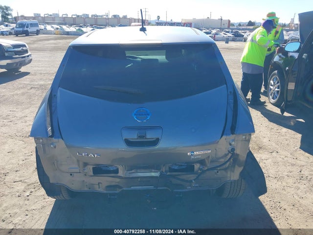 Nissan LEAF S 2015 1N4AZ0CPXFC329580 Image 17