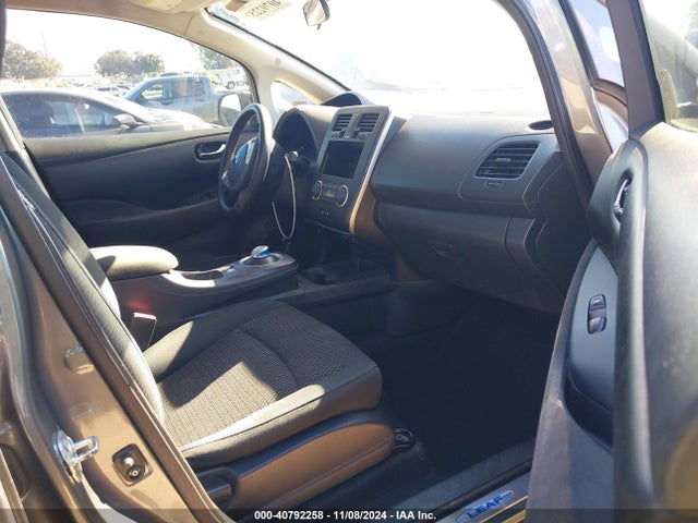 Nissan LEAF S 2015 1N4AZ0CPXFC329580 Image 5