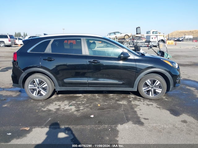 KIA Niro Lxs 2022 KNDCB3LC5N5503192 Image 13