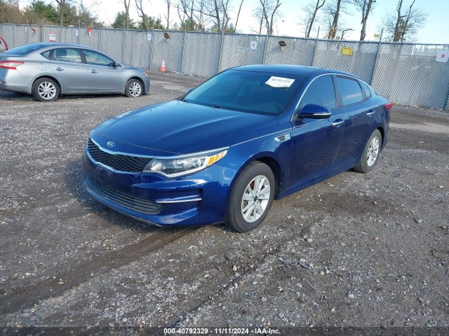 KIA Optima Lx 2017 5XXGT4L3XHG168340 Image 2