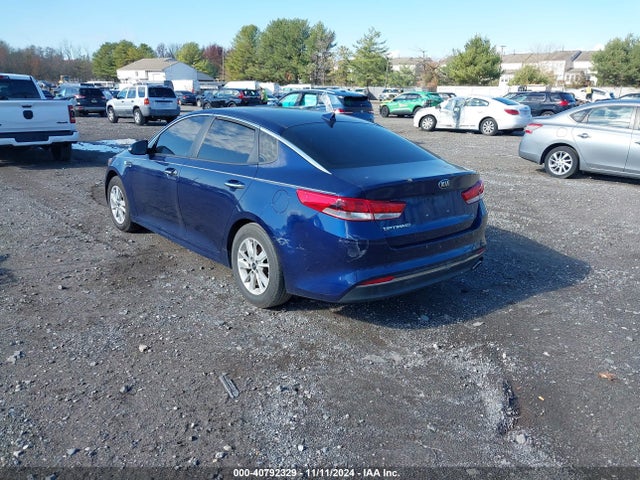 KIA Optima Lx 2017 5XXGT4L3XHG168340 Image 3