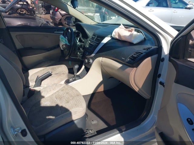 Hyundai ACCENT SE 2017 KMHCT4AE7HU218166 Image 5