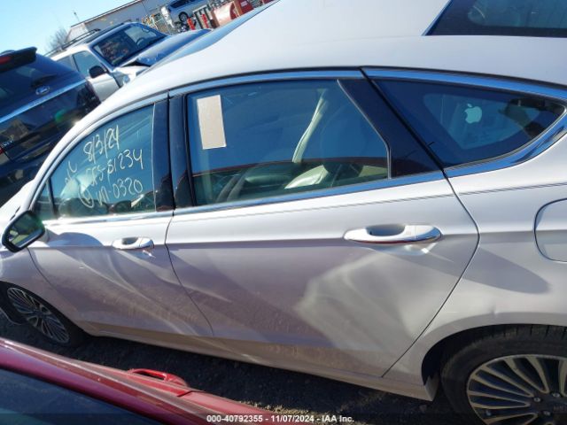3FA6P0H96HR220320 Ford FUSION SE