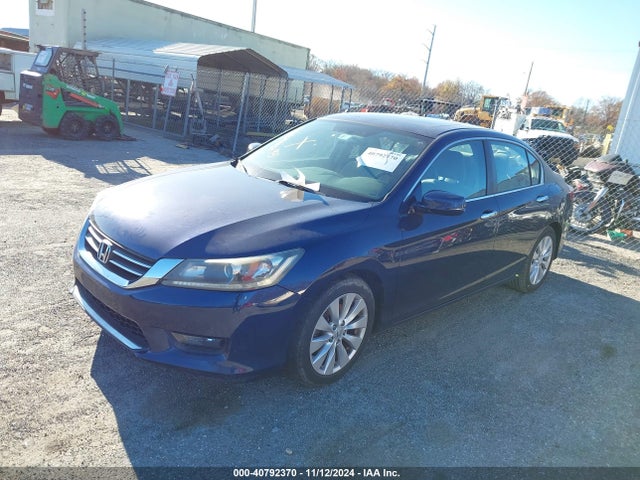 Honda ACCORD EX 2014 1HGCR2F72EA096221 Image 2