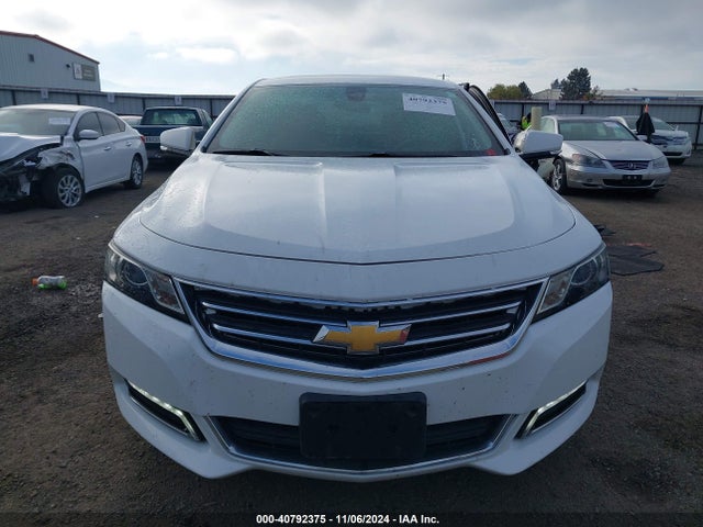 Chevrolet IMPALA 1LT 2018 2G1105S37J9111802 Image 12