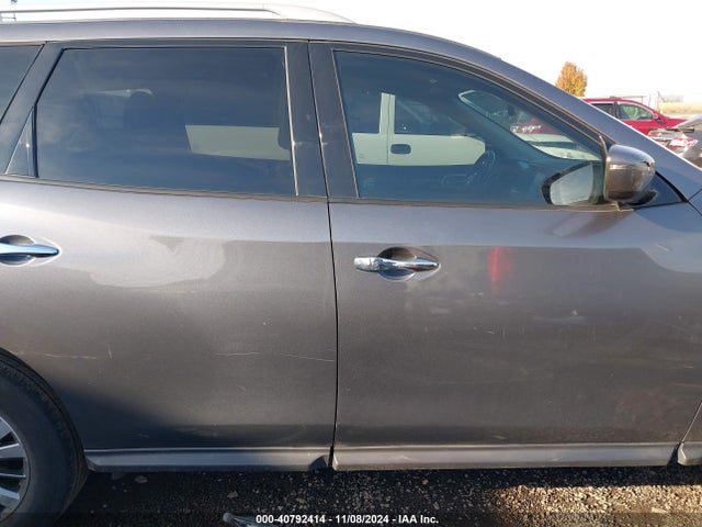 Nissan Pathfinder Sv 2018 5N1DR2MM0JC651883 Image 14