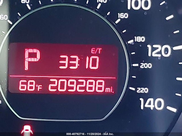KIA SOUL + 2016 KNDJP3A51G7311188 Image 15