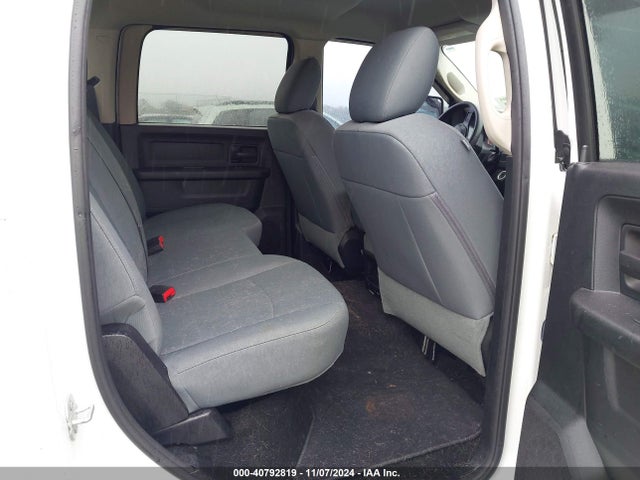 Aukcja sprzedaży 2016 Ram 2500 Tradesman, vin: 3C6UR4HJ5GG252044, numer aukcji: 40792819