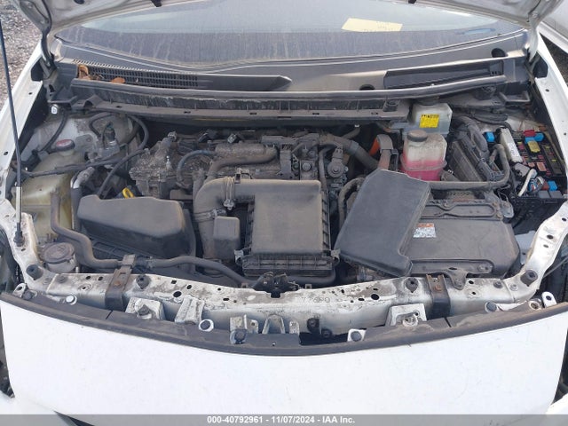 Toyota Prius One 2015 JTDKN3DU1F1899785 Image 10