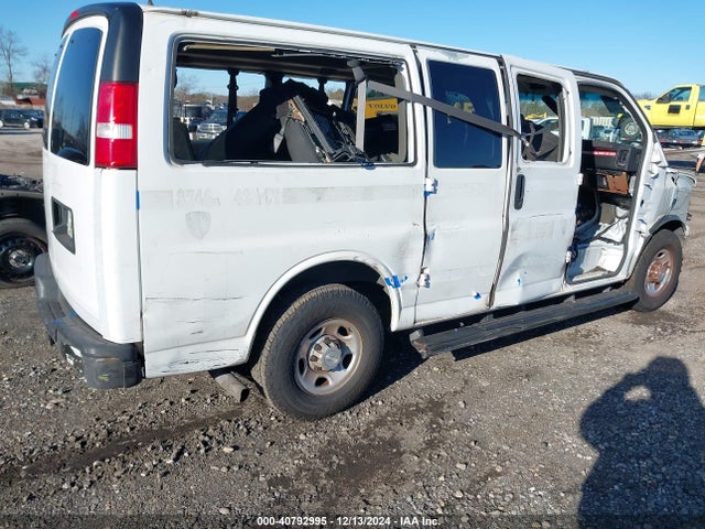 Chevrolet Express 2500 Ls 2015 1GAWGPFG5F1262160 Image 4