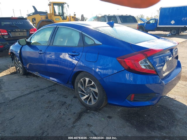 Honda CIVIC EX 2017 19XFC2F75HE040045 Image 3
