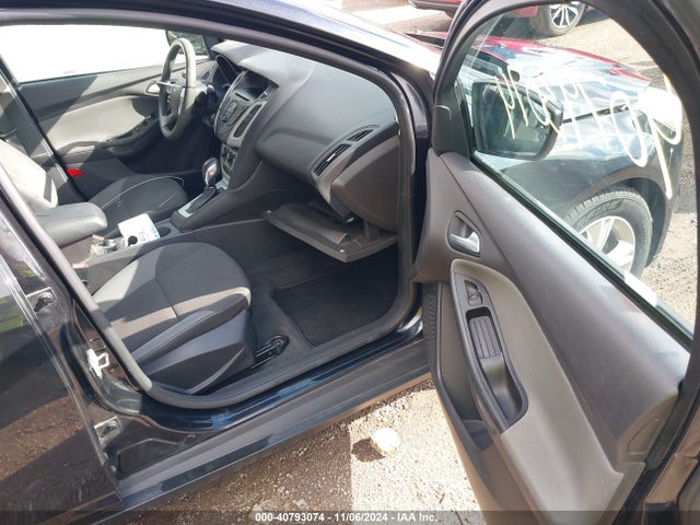 Ford FOCUS SE 2014 1FADP3F27EL154921 Image 5