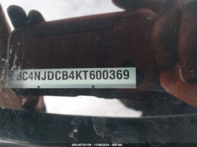 3C4NJDCB4KT600369 Jeep Compass Limited 4x4