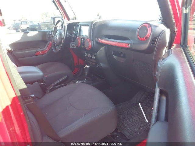 1C4HJWDGXEL104253 Jeep Wrangler Unlimited Sport