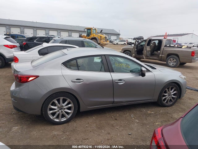 Mazda Mazda3 S Touring 2015 JM1BM1V30F1262190 Image 13