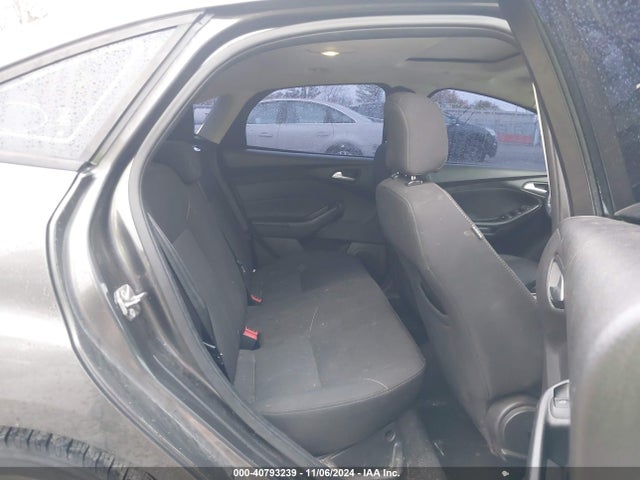 Ford FOCUS SE 2016 1FADP3F21GL267038 Image 8