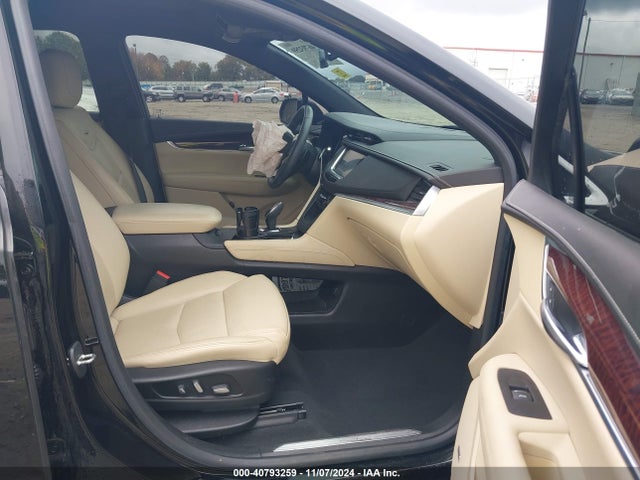 1GYKNBRS5HZ296595 Cadillac XT5 LUXURY