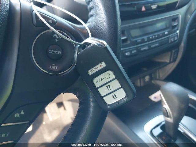 Honda Ridgeline Rtl-t 2018 5FPYK3F68JB014717 Image 11