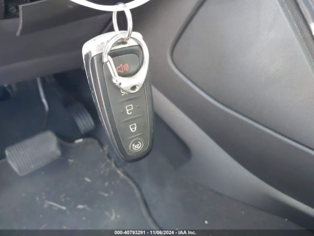 1FMCU9J93FUB00643 Ford Escape Titanium