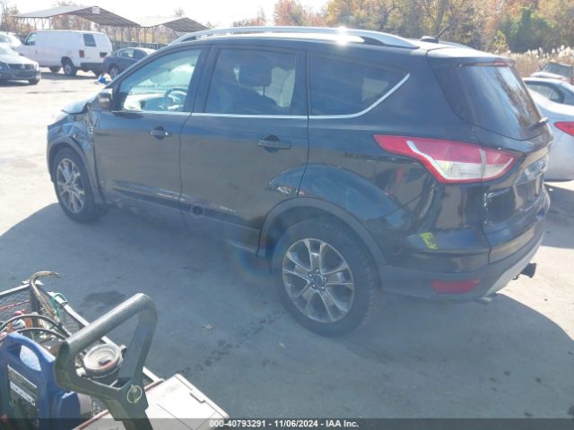 1FMCU9J93FUB00643 Ford Escape Titanium