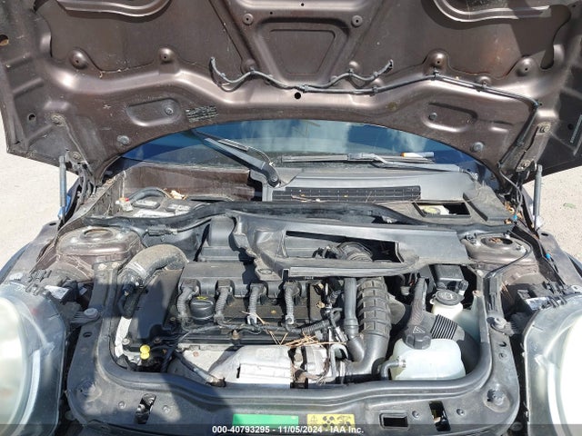 2009 MINI COOPER S CLUBMAN WMWMM335X9TP90155 Photo 9