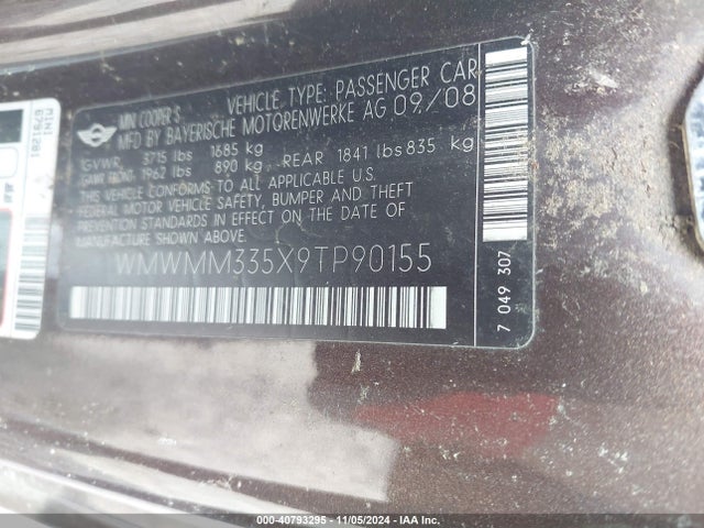 2009 MINI COOPER S CLUBMAN WMWMM335X9TP90155 Photo 8