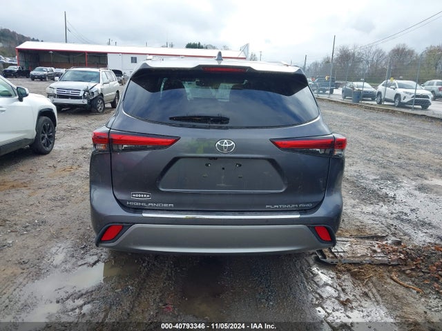 Toyota Highlander Platinum 2021 5TDFZRBH3MS118845 Image 16