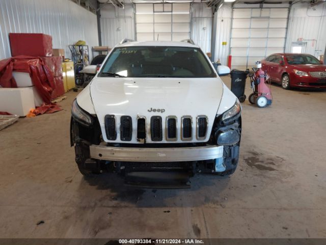 1C4PJMCS5EW192570 Jeep Cherokee Latitude