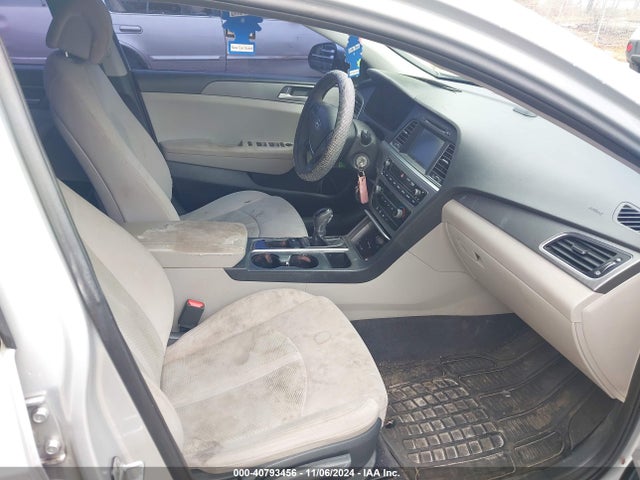 Hyundai SONATA SE 2016 5NPE24AF8GH373424 Image 5