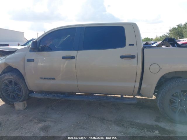 5TFDW5F1XHX654598 Toyota Tundra Sr5 5.7l V8