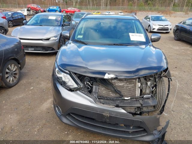 JN1BJ1CR1JW202966 Nissan Rogue Sport Sv