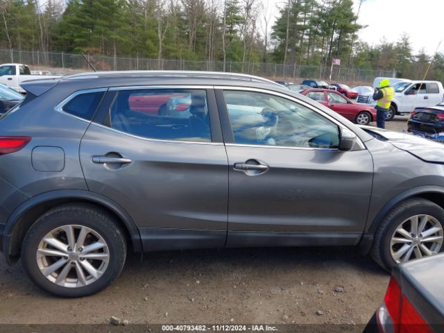 JN1BJ1CR1JW202966 Nissan Rogue Sport Sv