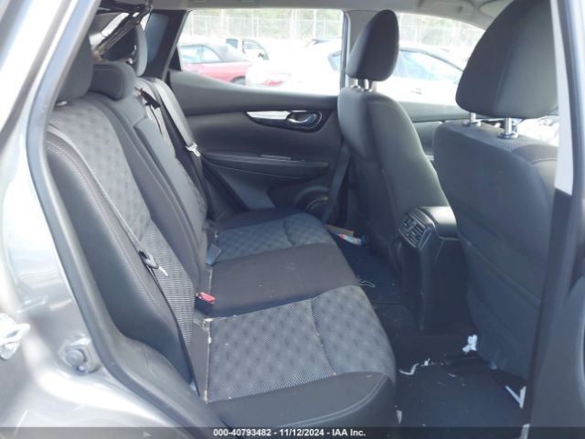 JN1BJ1CR1JW202966 Nissan Rogue Sport Sv