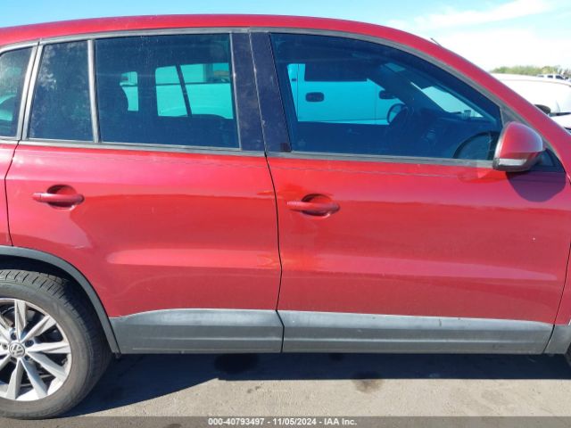 WVGBV3AX9EW052024 Volkswagen TIGUAN SE