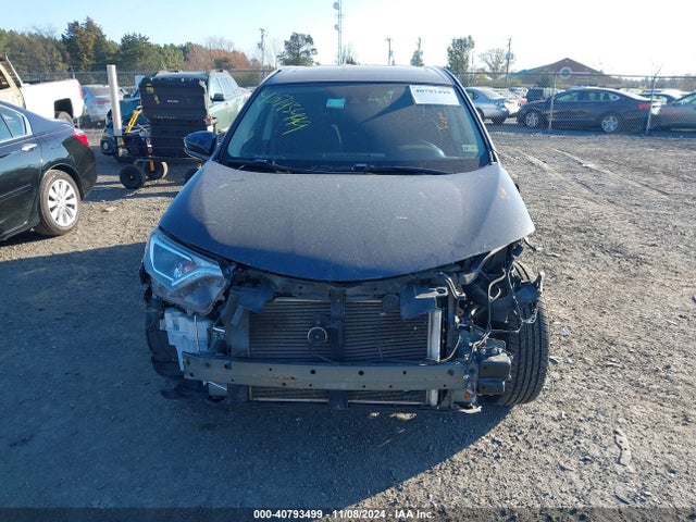 Toyota Rav4 Xle 2018 2T3RFREV5JW797843 Image 13