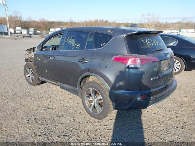 Toyota Rav4 Xle 2018 2T3RFREV5JW797843 Image 3