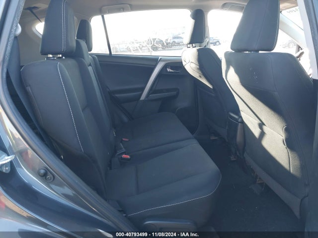 Toyota Rav4 Xle 2018 2T3RFREV5JW797843 Image 8