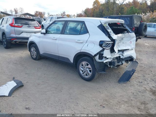 2021 HYUNDAI VENUE KMHRB8A38MU125699 Photo 2