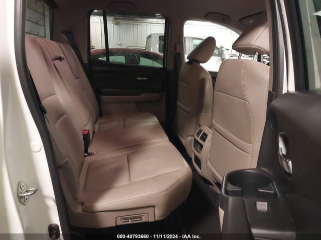 Honda Ridgeline Rtl-t 2017 5FPYK3F61HB013449 Image 8