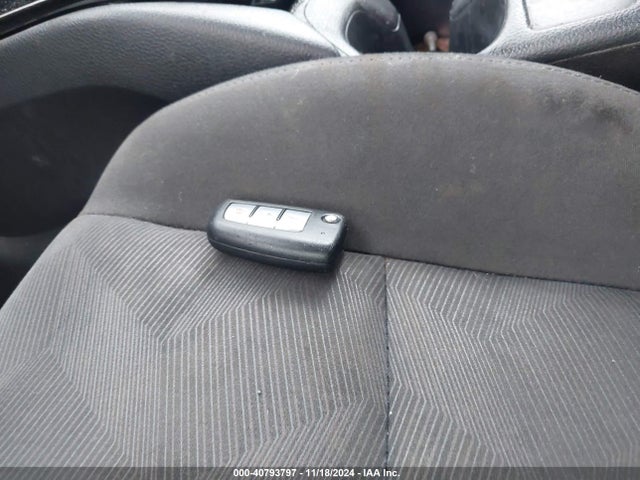 Nissan ROGUE S 2016 KNMAT2MTXGP681930 Image 11