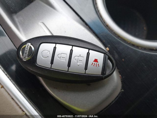 5N1AR2MN1FC666816 Nissan Pathfinder Sv