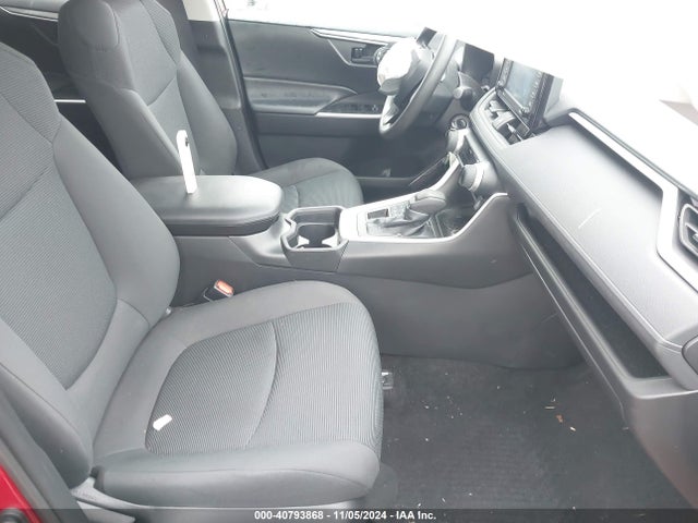 2T3F1RFV9MW176822 Toyota RAV4 LE
