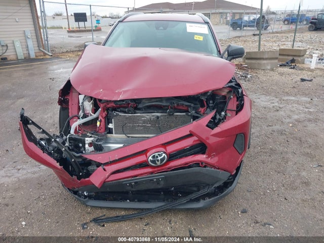 2T3F1RFV9MW176822 Toyota RAV4 LE