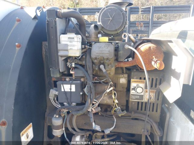 1GCNCNEH7GZ147379 Chevrolet Silverado 1500 Wt