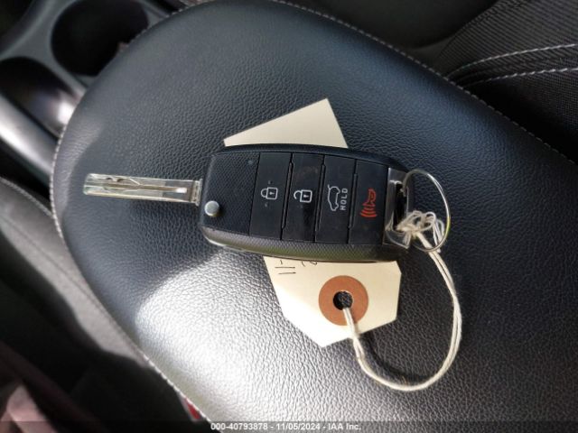 KNDJP3A5XK7692502 KIA SOUL +