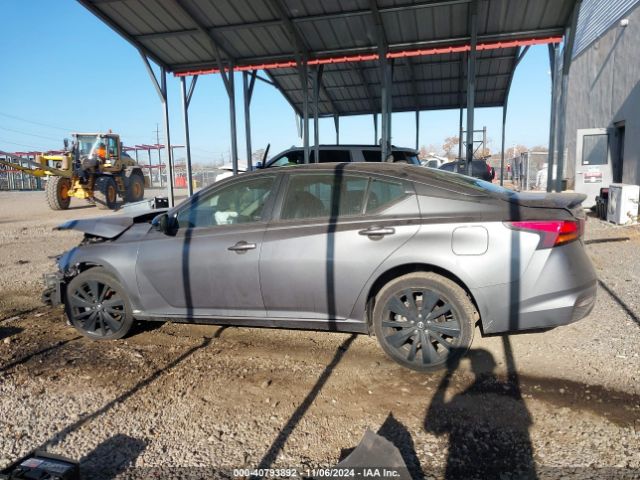 1N4BL4CW0NN303108 Nissan Altima Sr Intelligent Awd