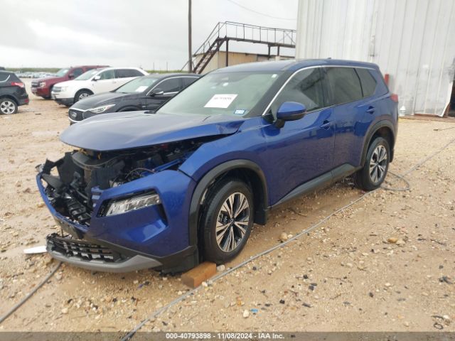 JN8BT3BA2PW002397 Nissan Rogue Sv Fwd