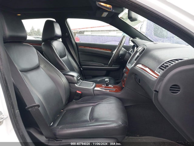 Chrysler 300 2014 2C3CCAAG7EH355437 Image 5